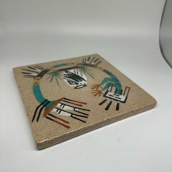 Vintage signed Hopi sand art tile signed Native American Southwest Rainbow God 6 - Picture 7 of 7